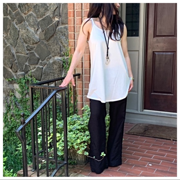 ✨LAST✨Off white reversible tank loose fit tunic - Picture 6 of 7
